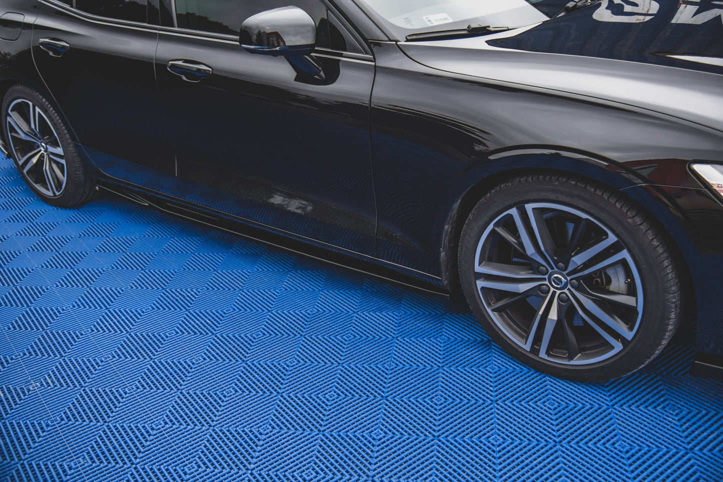 Seitenschweller Ansatz für V.1 für Volvo S60/V60 R-Design Mk3 Carbon Look