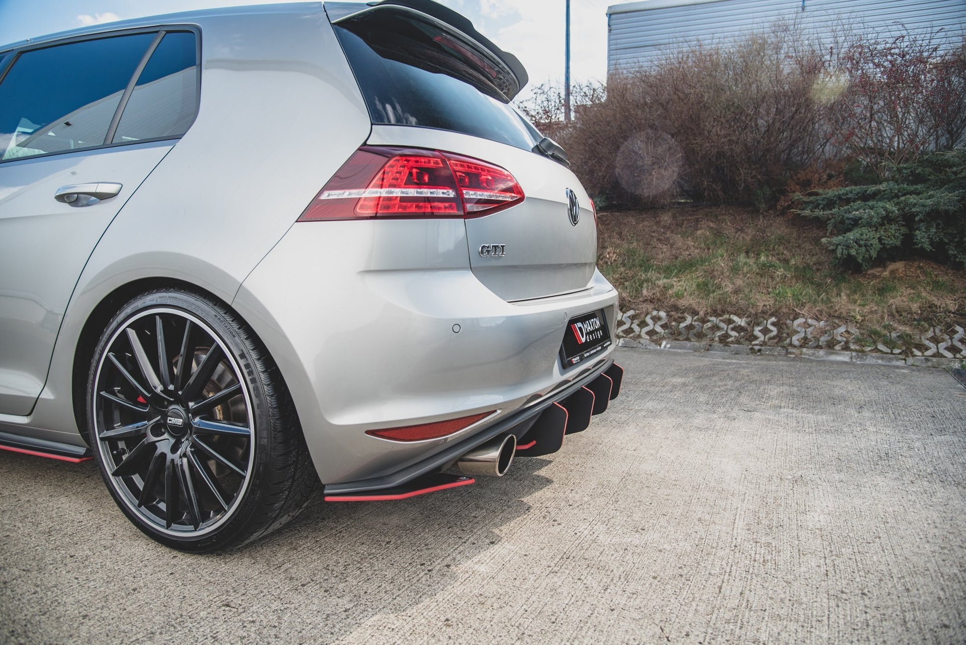 Robuste Racing Heck Ansatz Flaps Diffusor für L + R V.2 VW Golf 7 GTI