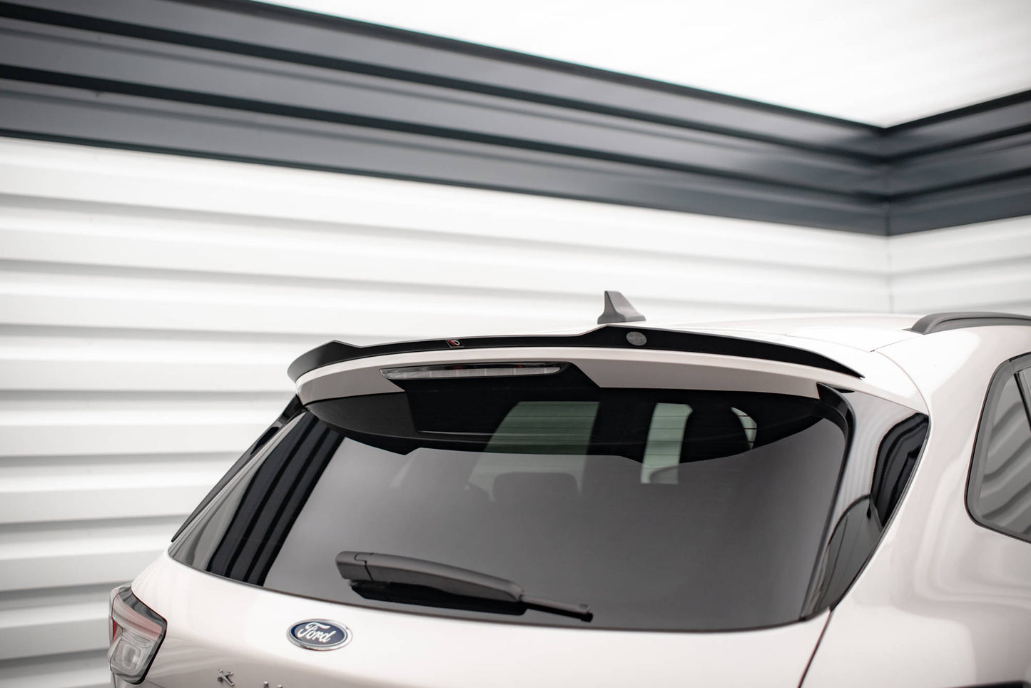 Spoiler CAP für Ford Kuga ST-Line Mk3 schwarz Hochglanz