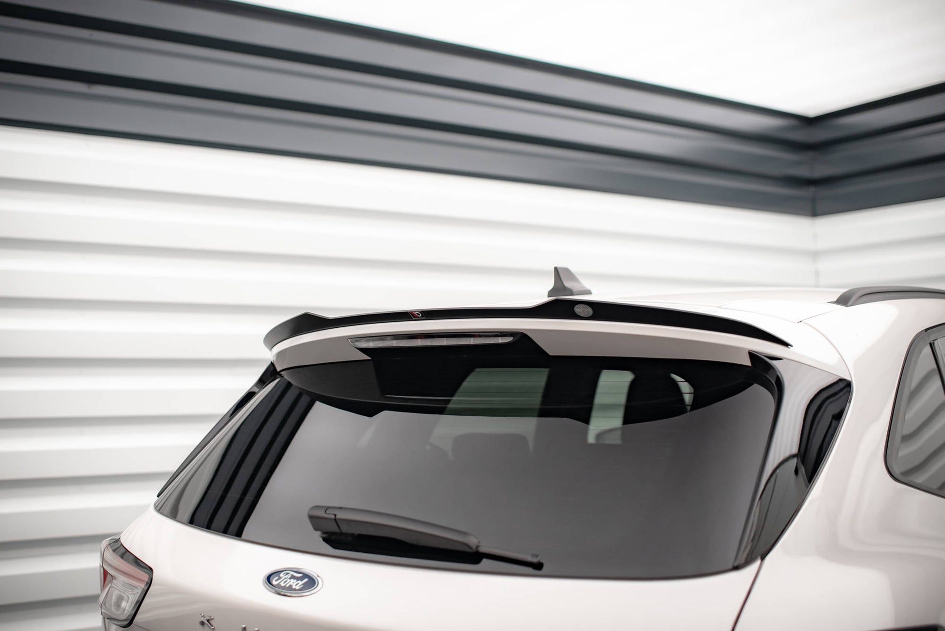 Spoiler CAP für Ford Kuga ST-Line Mk3 schwarz Hochglanz