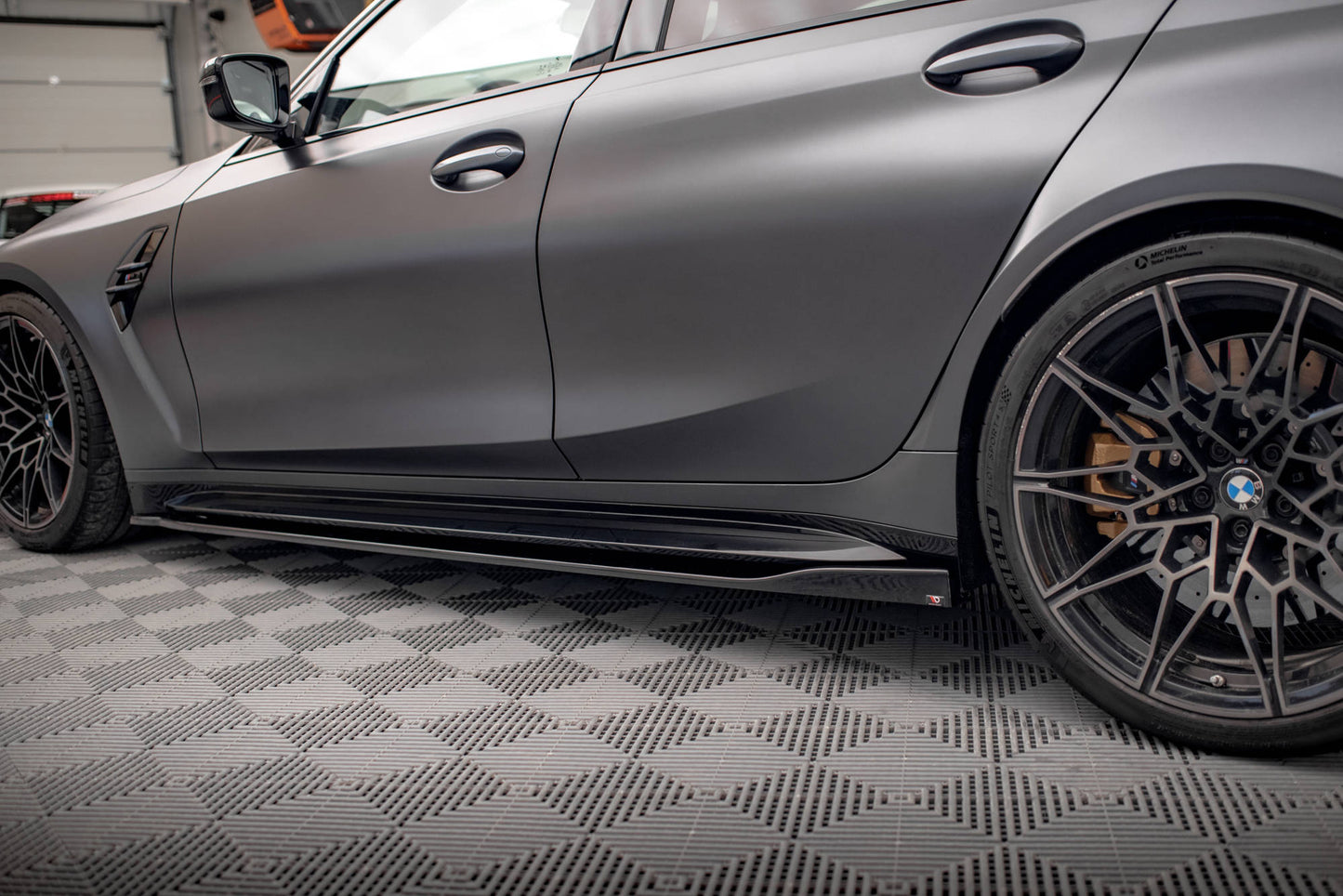 Seitenschweller Ansatz für V.2 für BMW M3 G80 schwarz Hochglanz