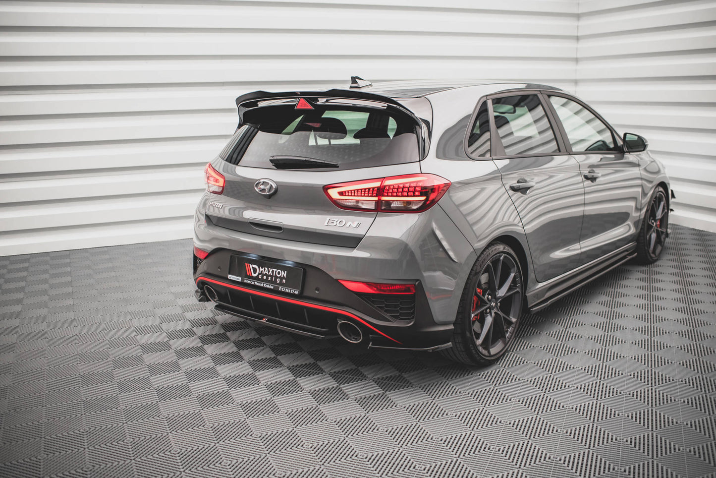 Mittlerer Diffusor Heck Ansatz für Hyundai I30 N Hatchback Mk3 Facelift schwarz Hochglanz