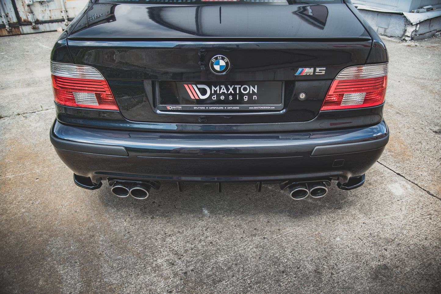 Heck Ansatz Flaps Diffusor für BMW M5 E39 Carbon Look