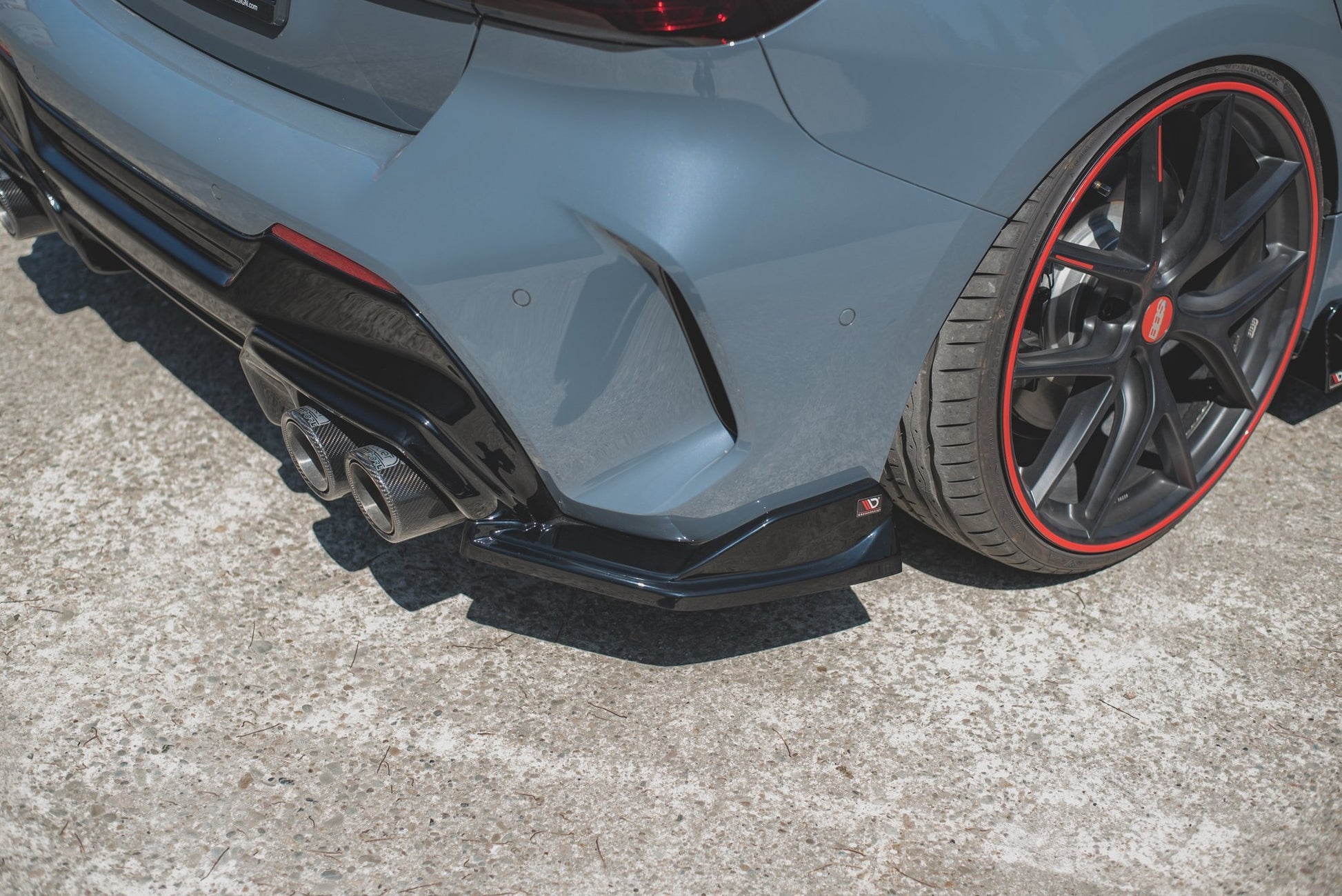Heck Ansatz Flaps Diffusor V.4 für BMW 1er F40 M-Paket/ M135i schwarz Hochglanz