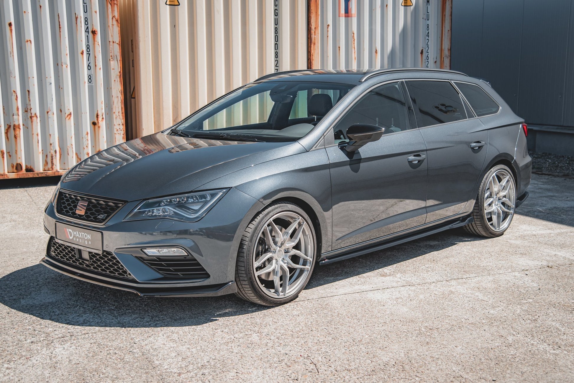 Seitenschweller Ansatz für V.4 Seat Leon Cupra / FR Mk3 FL schwarz Hochglanz