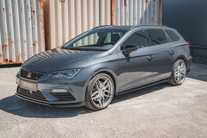 Seitenschweller Ansatz für V.4 Seat Leon Cupra / FR Mk3 FL schwarz Hochglanz