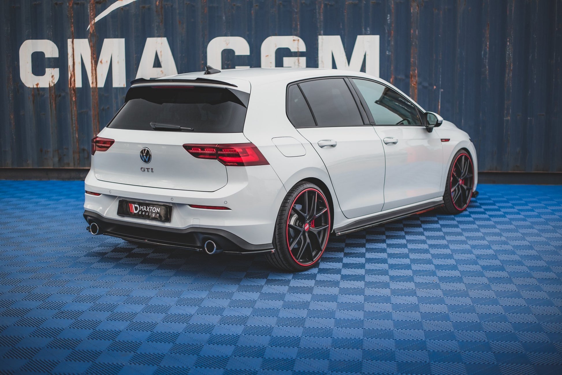 Spoiler CAP V.1 für Volkswagen Golf 8 GTI / R Carbon Look