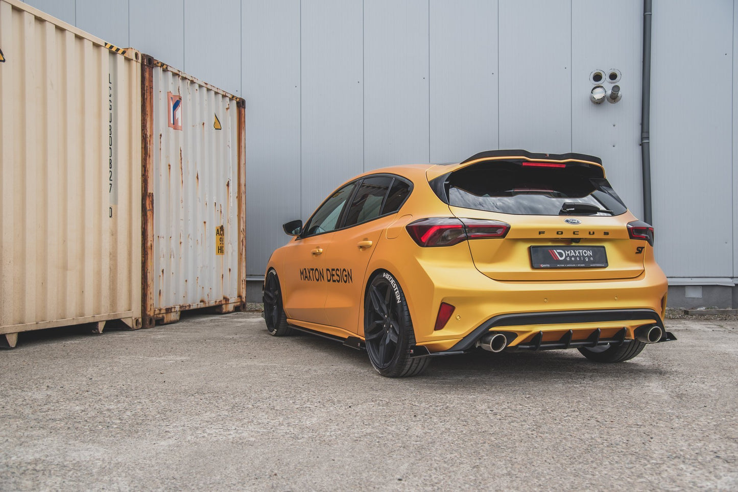 Robuste Racing Heckschürze für Ford Focus ST Mk4