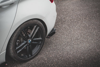 Robuste Racing Heck Ansatz Flaps Diffusor V.3 +Flaps für BMW 1er M140i  schwarz Hochglanz