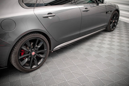 Seitenschweller Ansatz für Jaguar XF R-Sport Mk2 schwarz Hochglanz