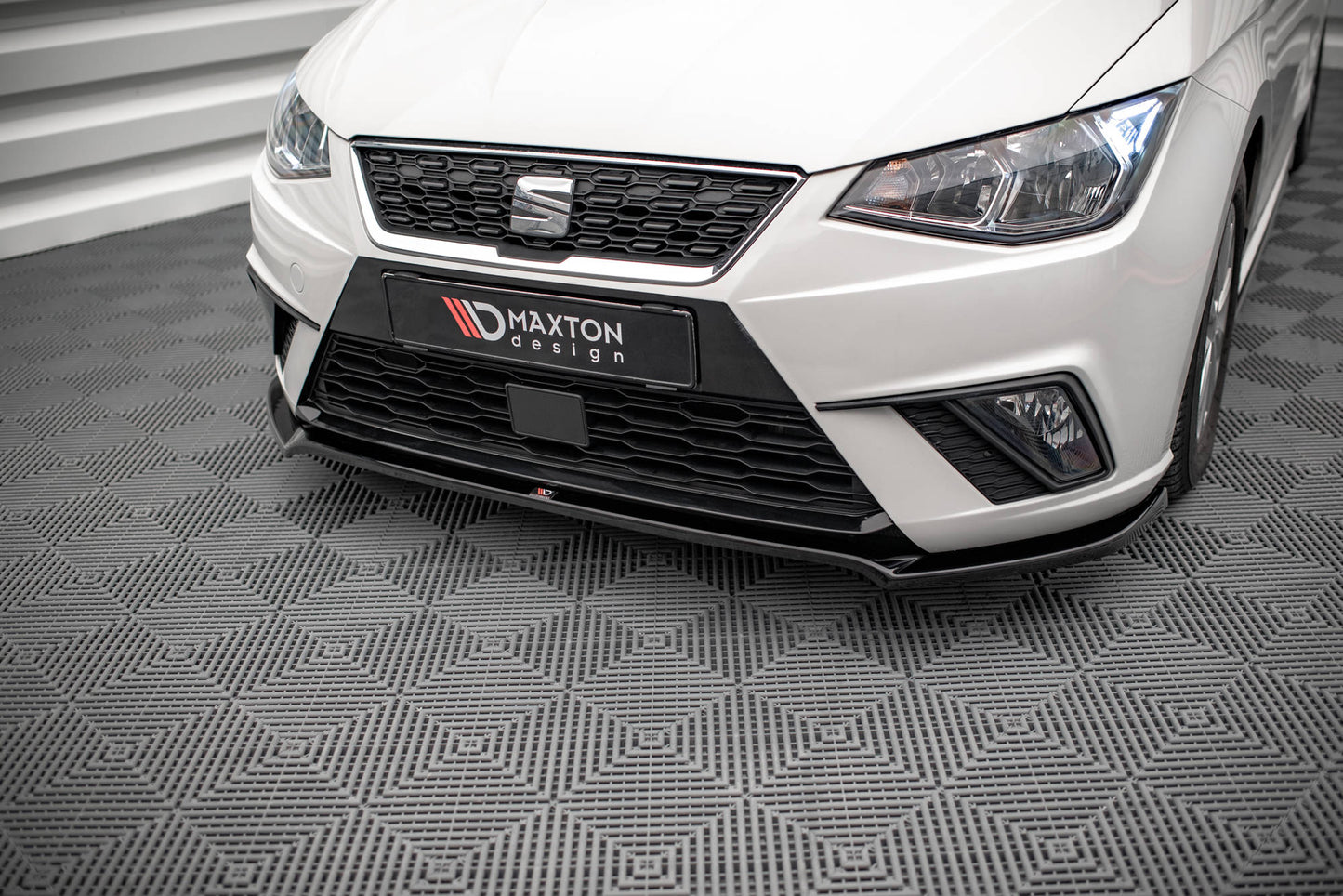 Front Ansatz V.3 für Seat Ibiza FR/ Standard Mk5 Carbon Look