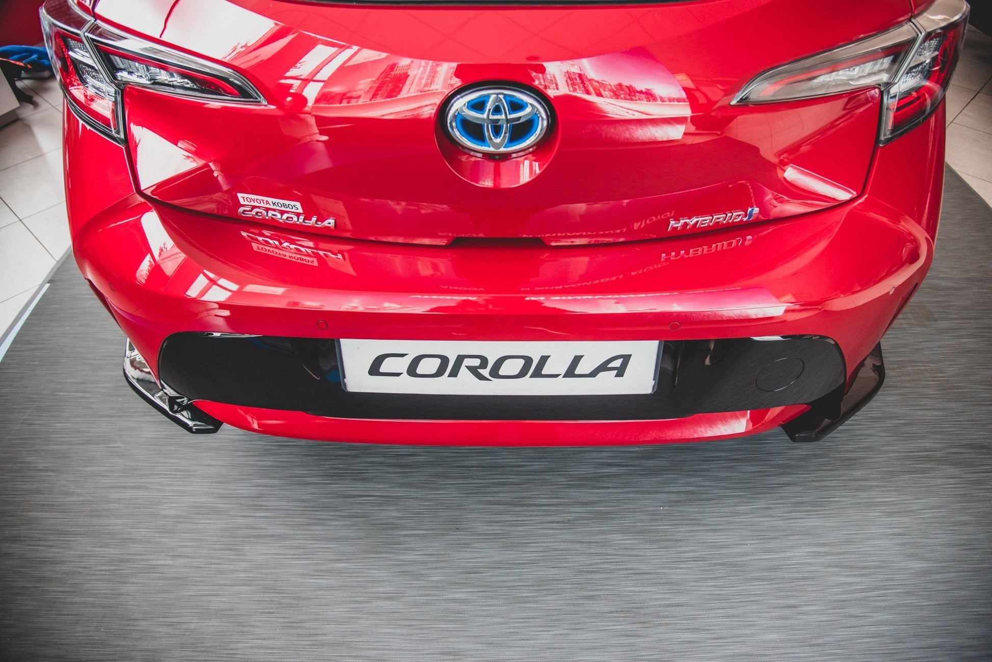 Heck Ansatz Flaps Diffusor für Toyota Corolla XII Hatchback schwarz matt