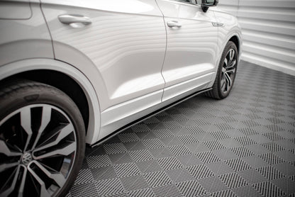 Seitenschweller Ansatz für Volkswagen Touareg R-line Mk3 schwarz matt