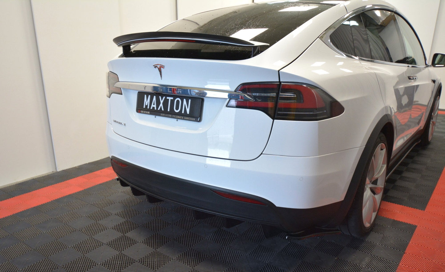 Spoiler CAP V.2 für TESLA MODEL X schwarz matt