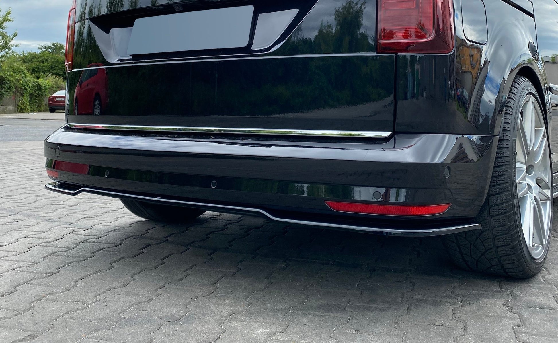 Mittlerer Diffusor Heck Ansatz für Volkswagen Caddy Mk. 4 Carbon Look