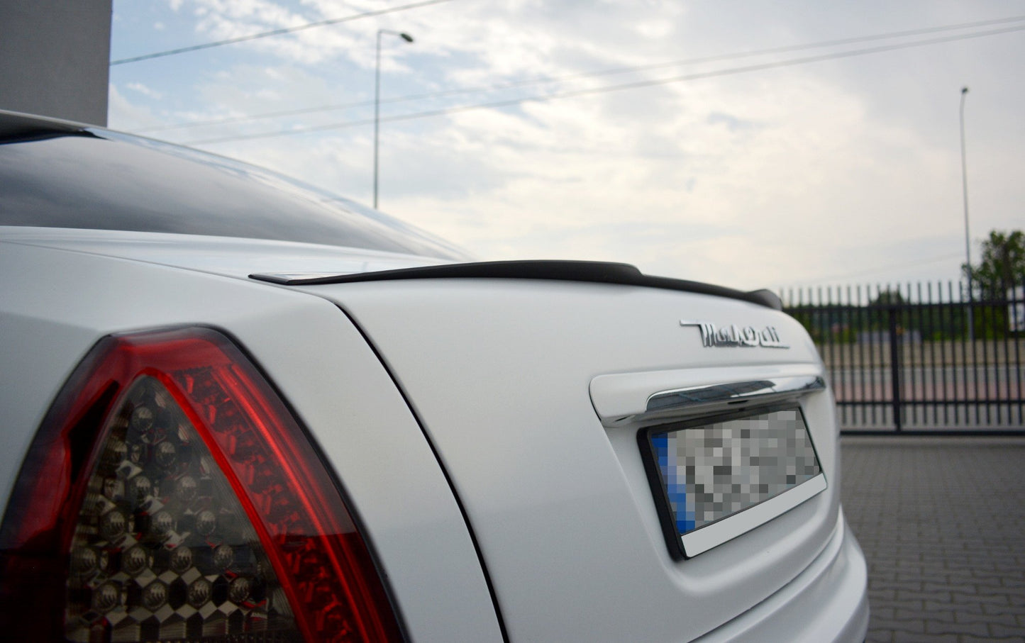 Spoiler CAP für MASERATI QUATTROPORTE MK5 FACELIFT Carbon Look