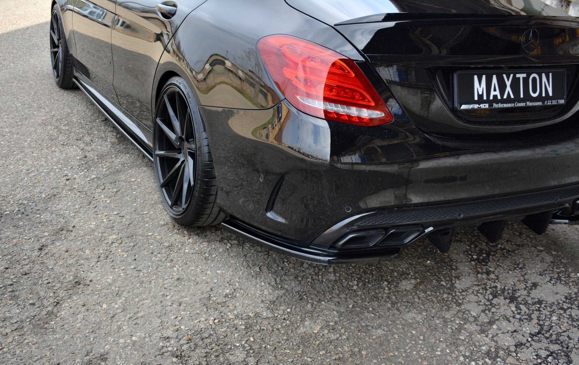 Heck Ansatz Flaps Diffusor für MERCEDES- BENZ C43 AMG W205 schwarz matt