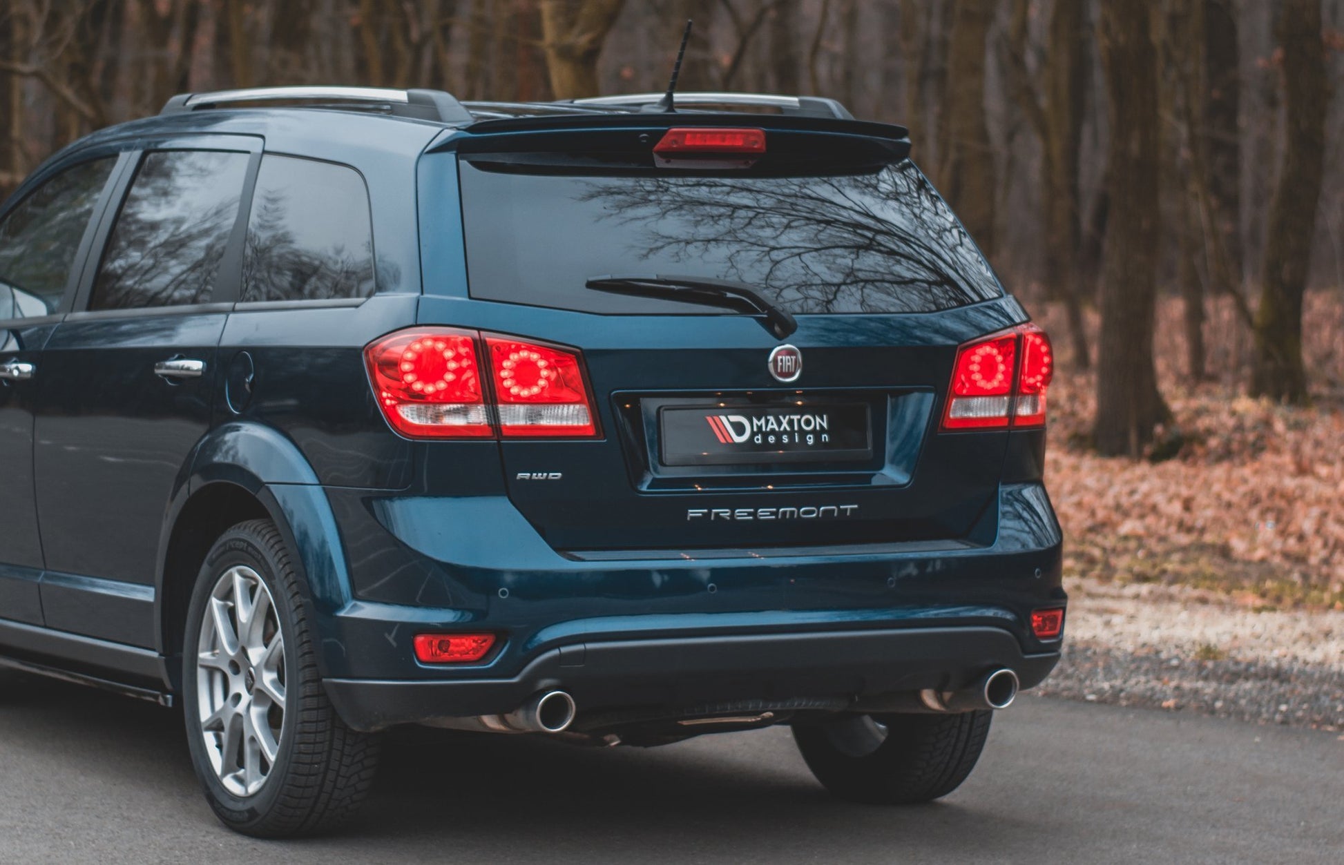Spoiler CAP für Fiat Freemont Carbon Look