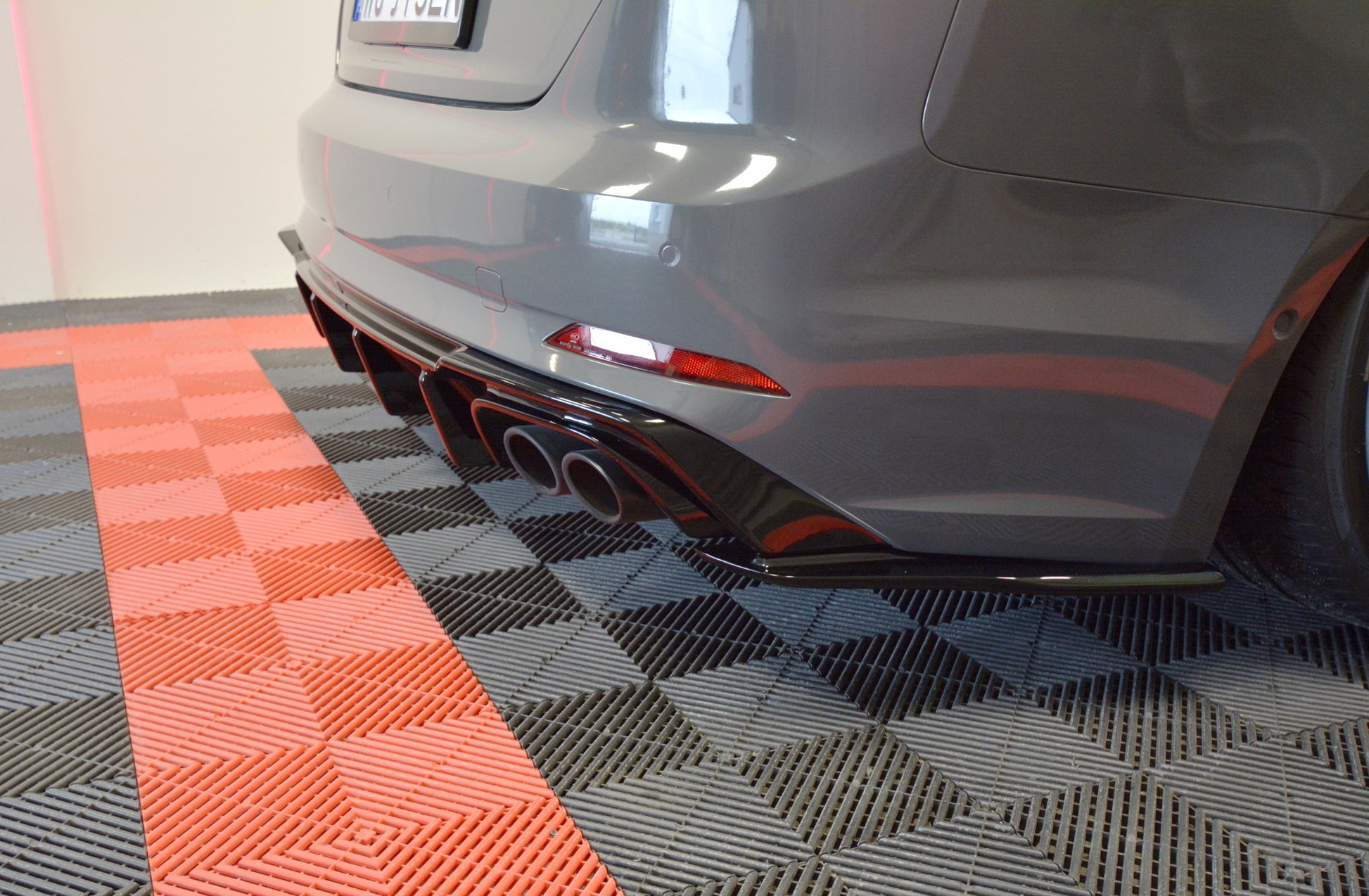 Diffusor Heck Ansatz für Audi S5 F5 Coupe / Sportback schwarz matt