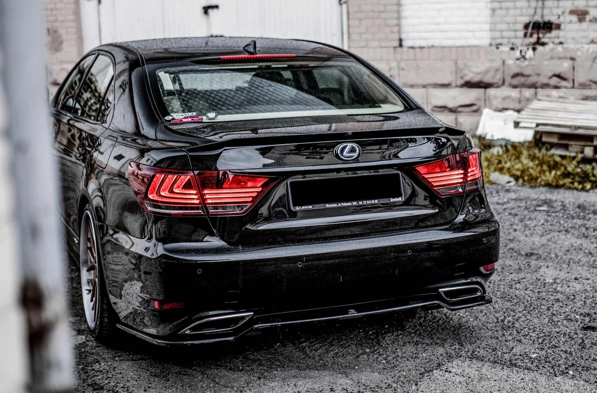 Spoiler CAP für Lexus LS Mk4 Facelift schwarz matt