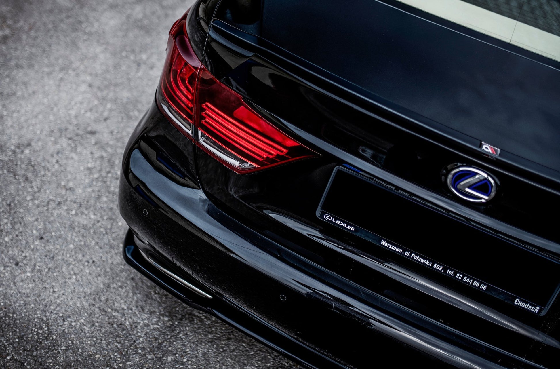 Mittlerer Diffusor Heck Ansatz für Lexus LS Mk4 Facelift schwarz matt