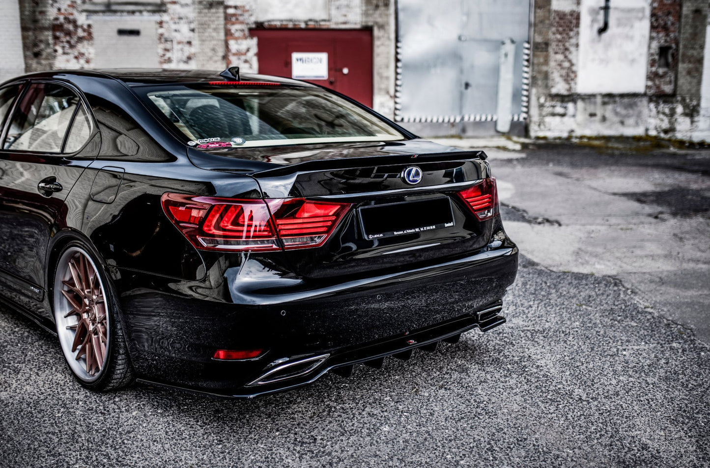 Mittlerer Diffusor Heck Ansatz DTM Look für Lexus LS Mk4 Facelift schwarz matt