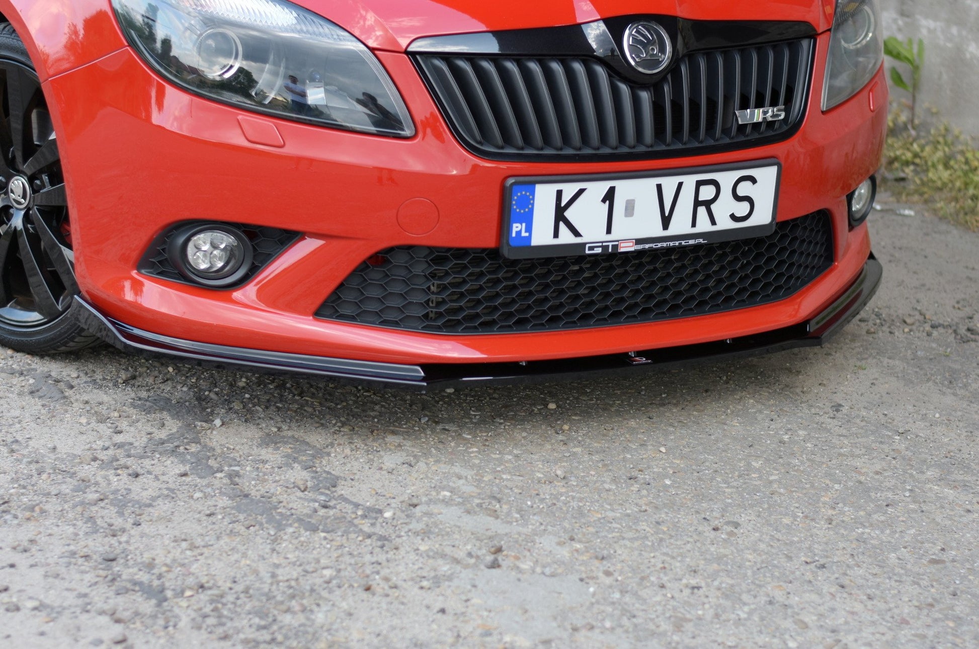 Front Ansatz für SKODA FABIA MK2 RS schwarz Hochglanz