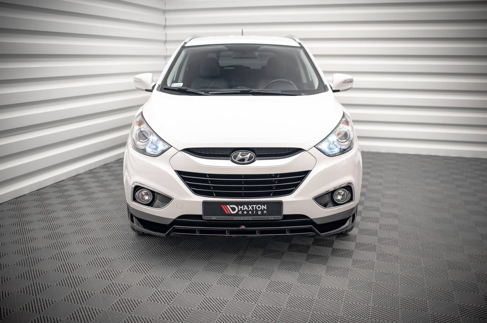 Front Ansatz für Hyundai ix35 Mk1 schwarz Hochglanz