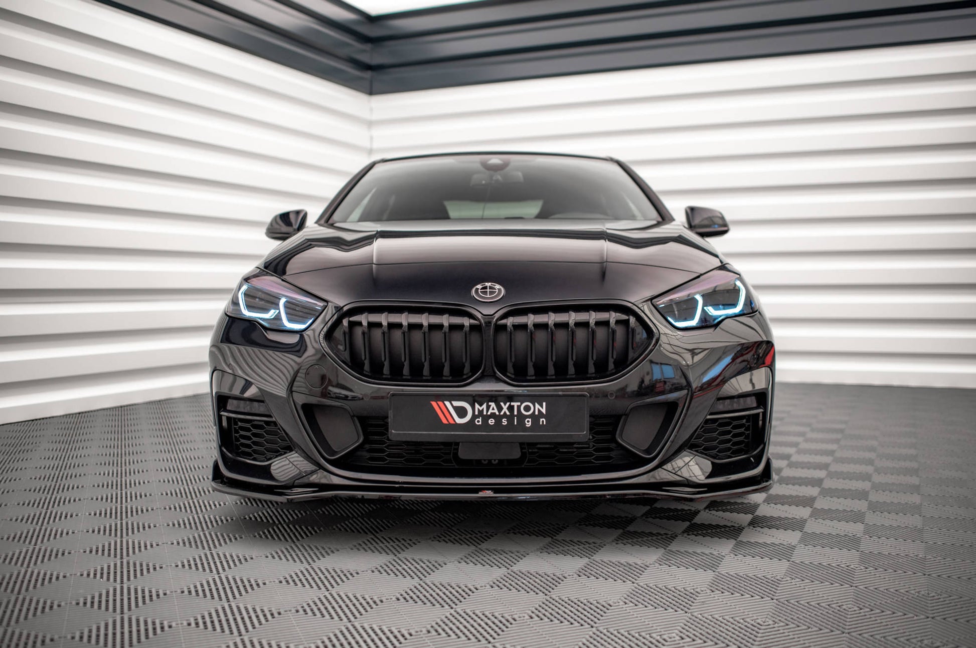 Front Ansatz V.3 für BMW 2 Gran Coupe M-Paket / M235i F44 schwarz Hochglanz
