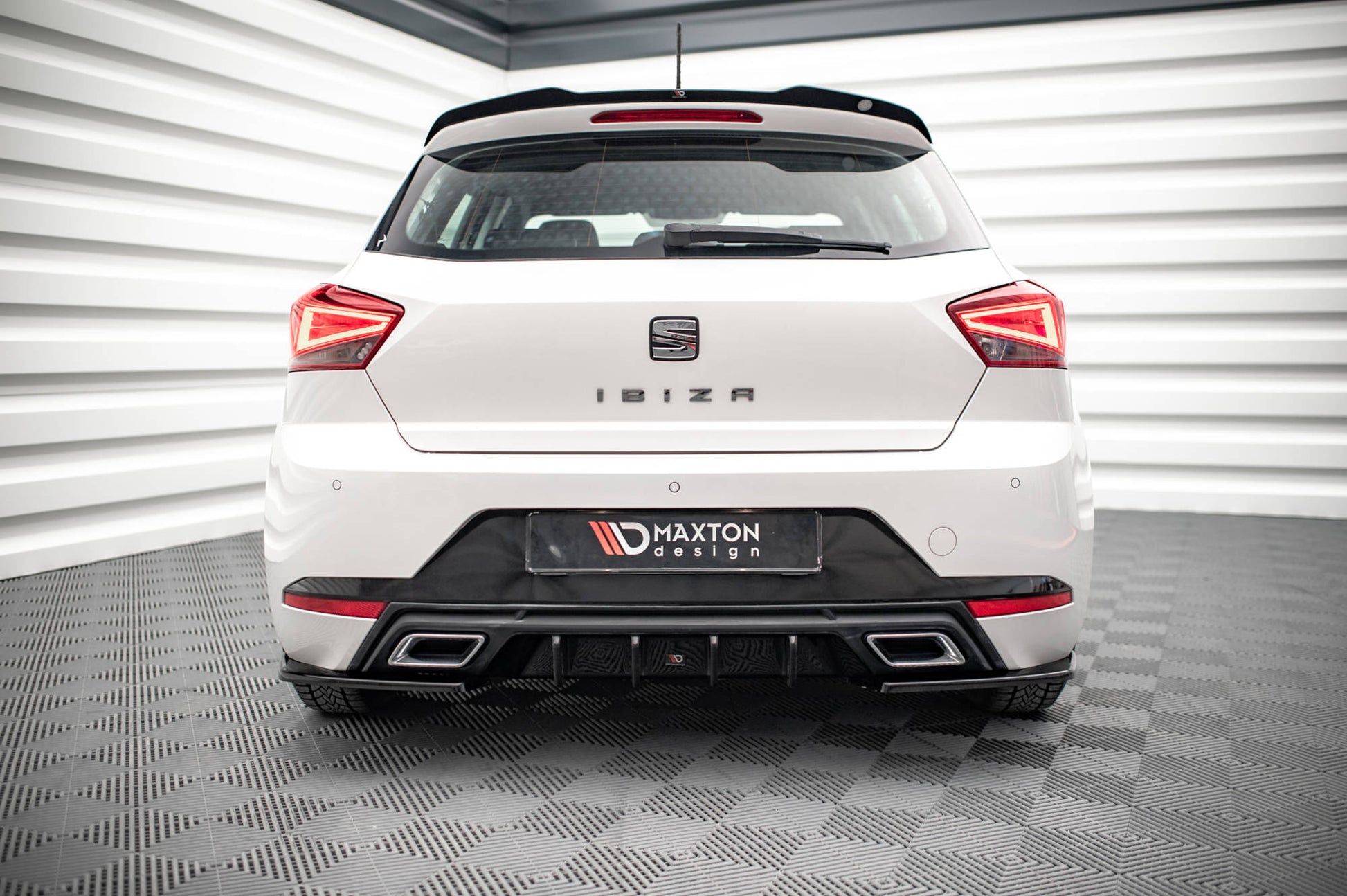 Diffusor Heck Ansatz für Seat Ibiza FR/ Standard Mk5 Carbon Look