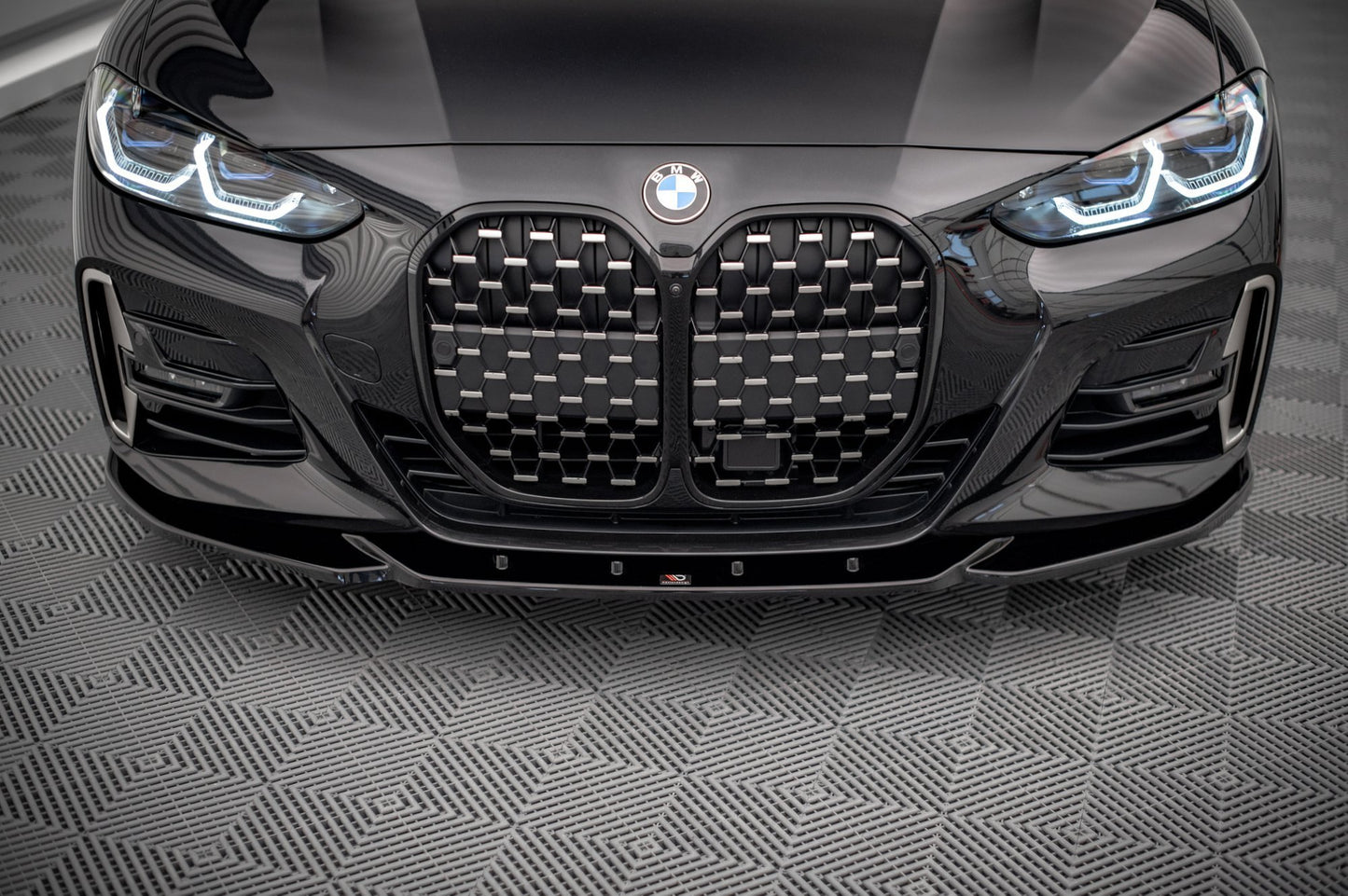 Front Ansatz V.4 für BMW 4er M-Paket G22 Carbon Look