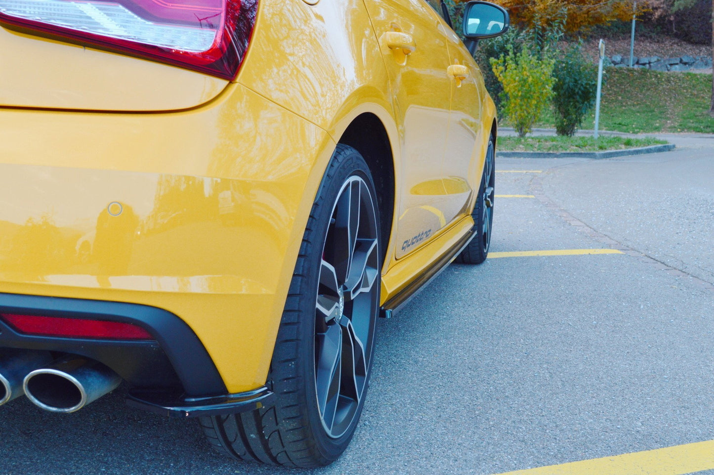 Heck Ansatz Flaps Diffusor für Audi S1 8X schwarz matt