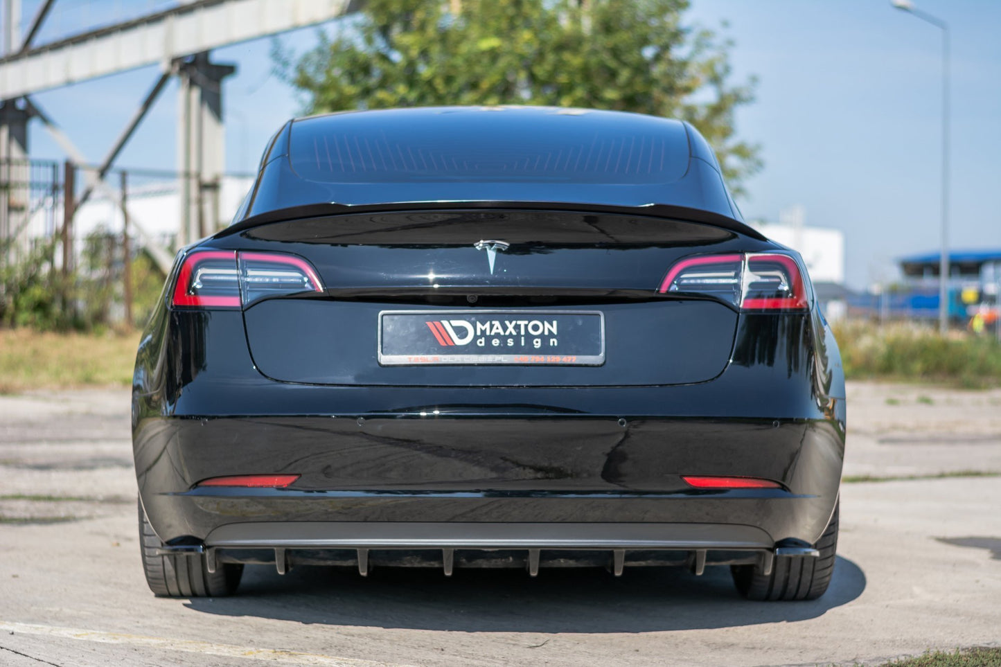 Heck Ansatz Flaps Diffusor für Tesla Model 3 Carbon Look