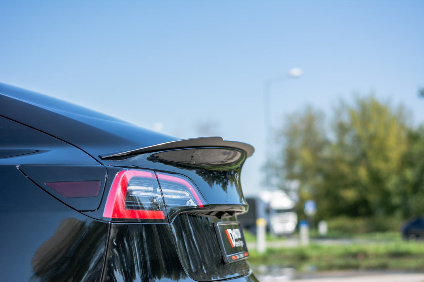 Spoiler CAP für Tesla Model 3 schwarz Hochglanz