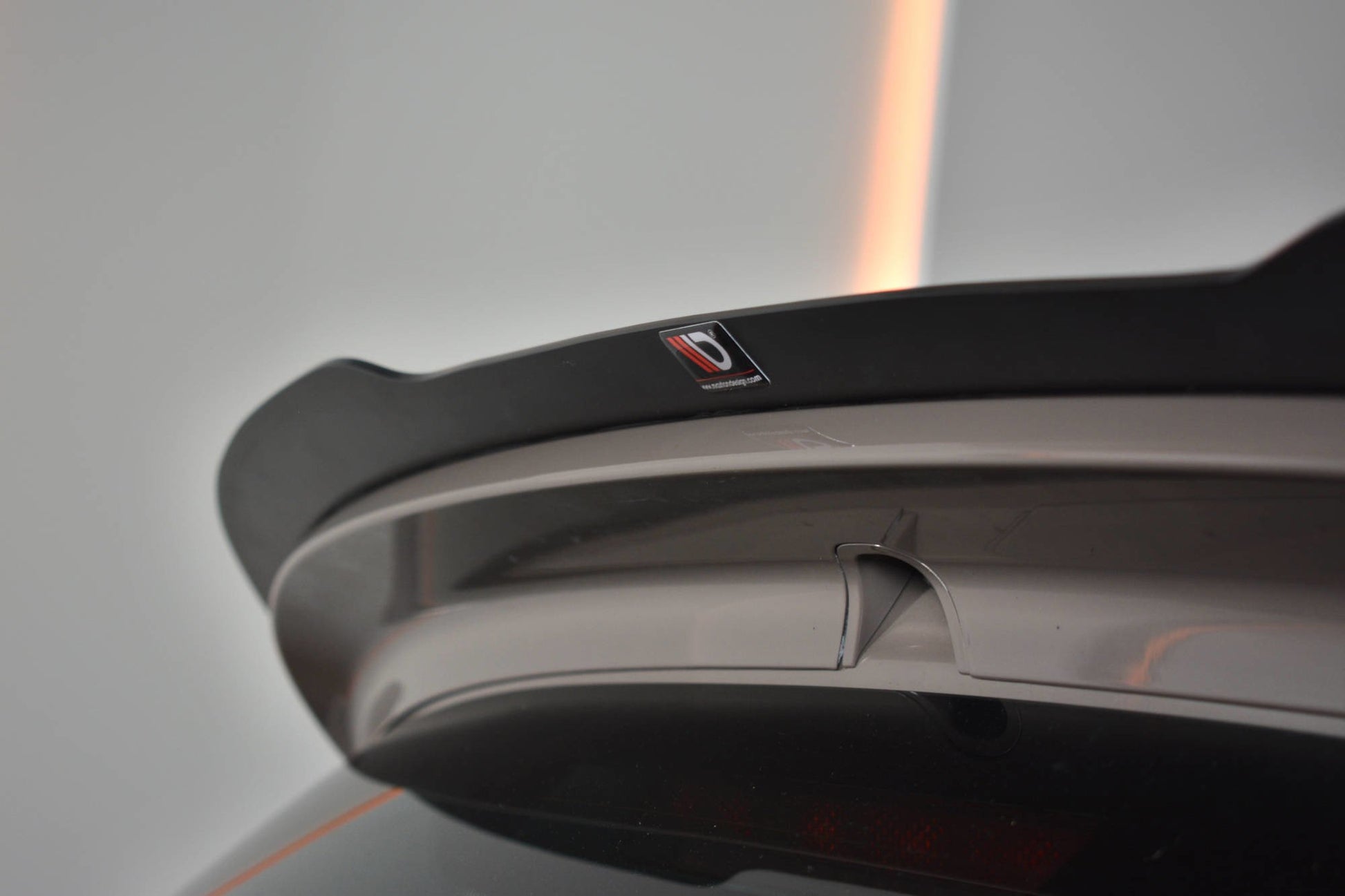 Spoiler CAP für FIAT 500 HATCHBACK SPORT vor Facelift Carbon Look