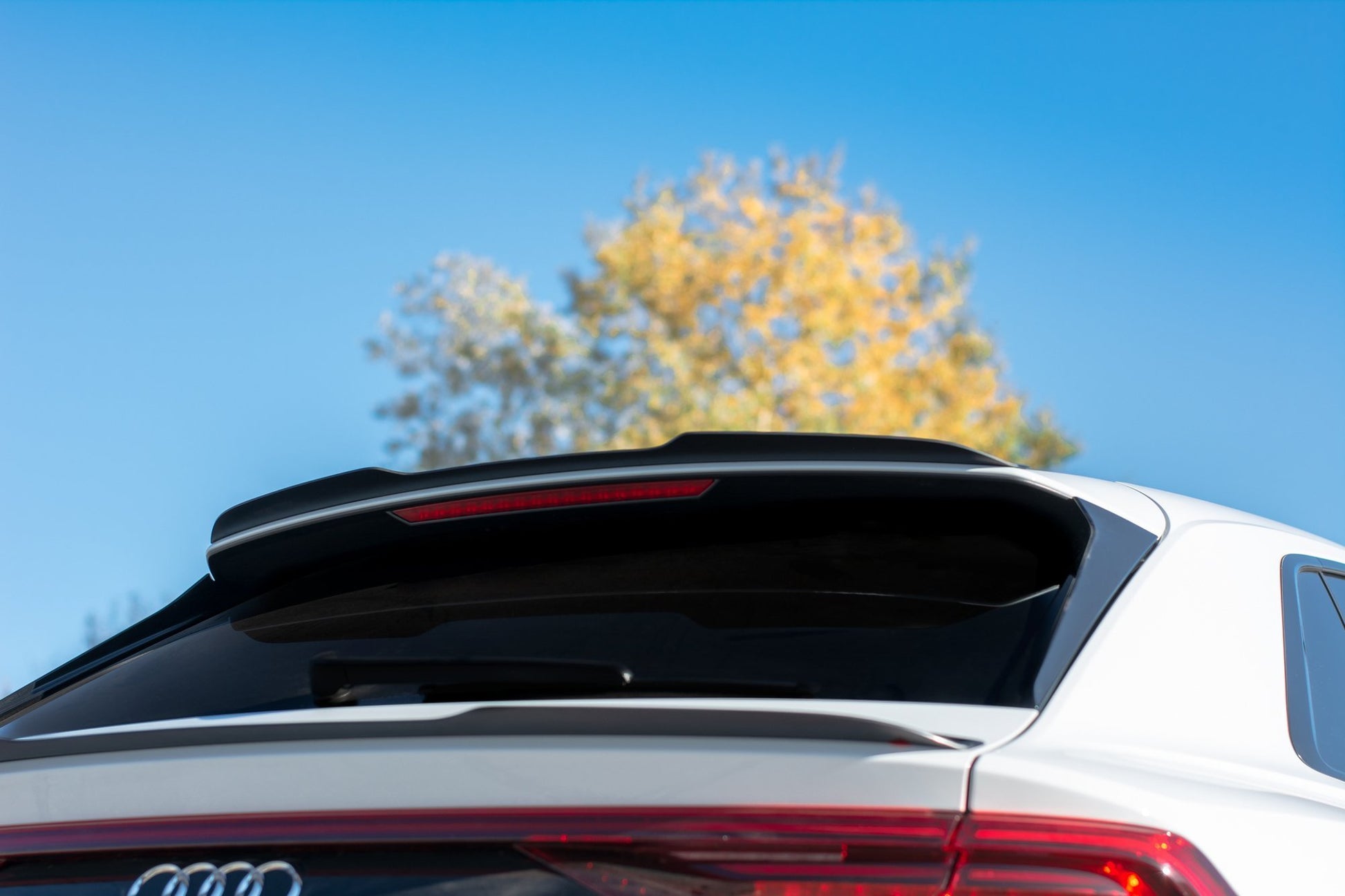 Spoiler CAP V.1 für Audi Q8 S-line schwarz Hochglanz