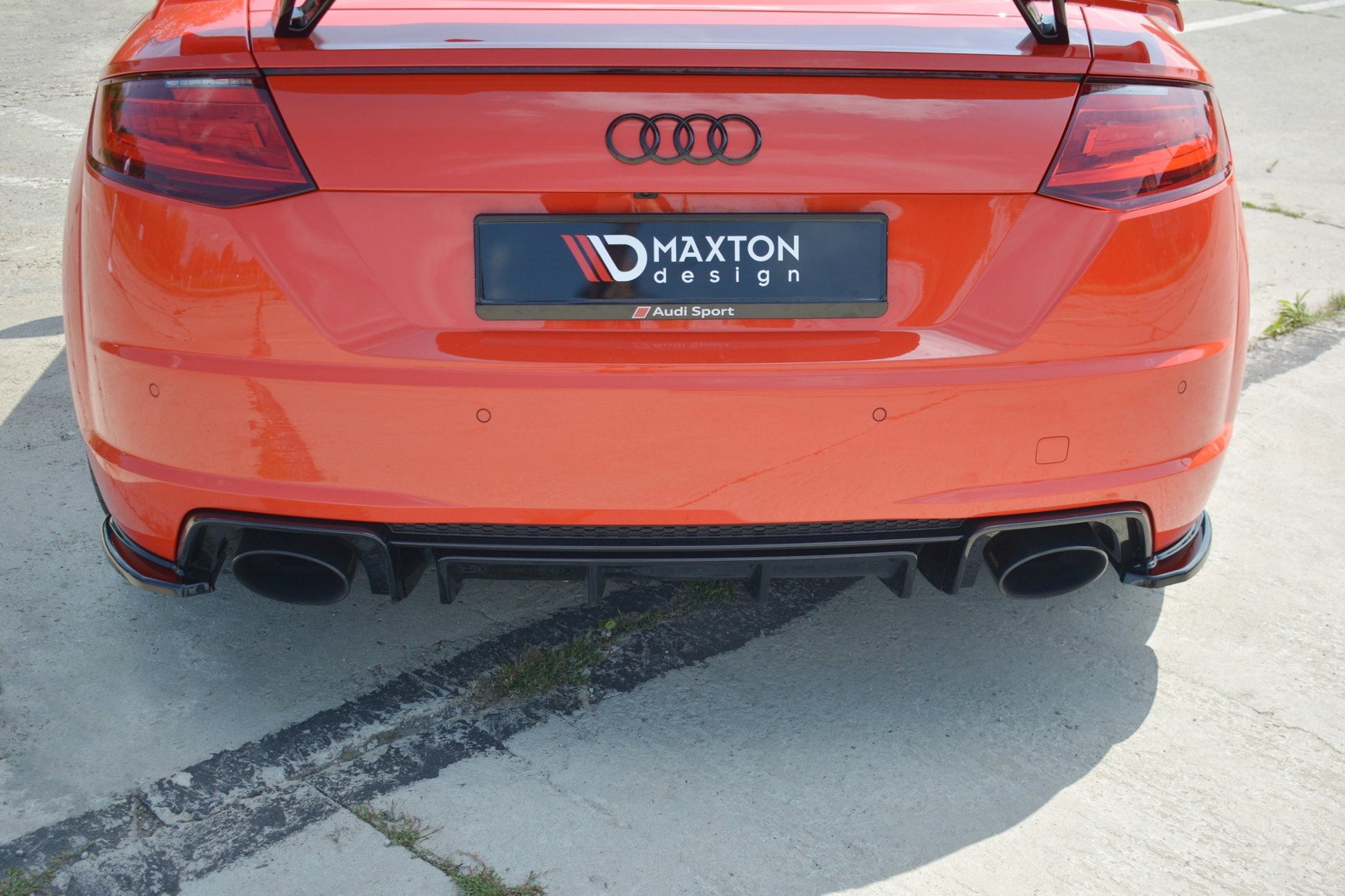 Heck Ansatz Flaps Diffusor für Audi TT RS 8S schwarz matt