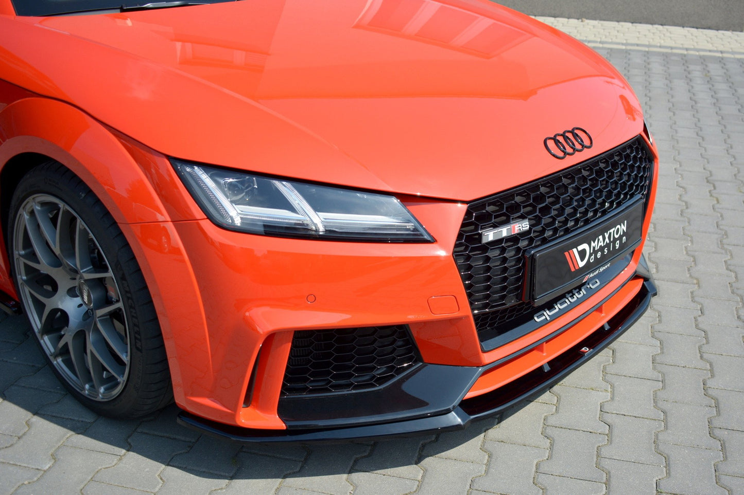 Front Ansatz V.2 für Audi TT RS 8S Carbon Look