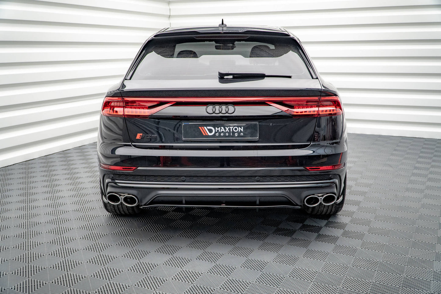 Mittlerer Diffusor Heck Ansatz DTM Look für Audi SQ8 Mk1 Carbon Look