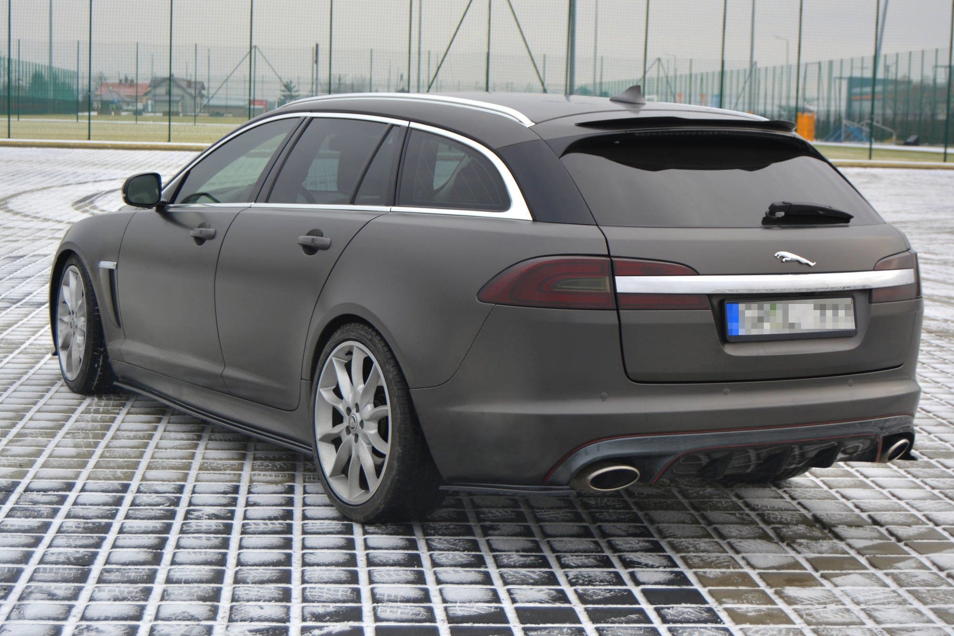 Heck Ansatz Flaps Diffusor für JAGUAR XF (X250) MK1 SPORTBRAKE S-PACK schwarz matt