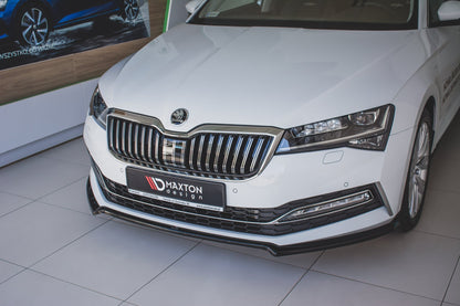 Front Ansatz V.1 für Skoda Superb Mk3 FL Carbon Look