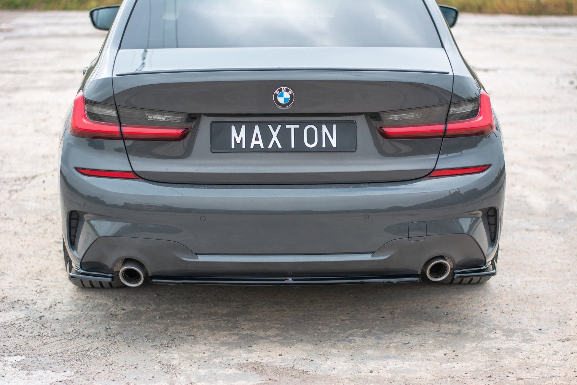 Mittlerer Diffusor Heck Ansatz für BMW 3er G20 M Paket schwarz matt