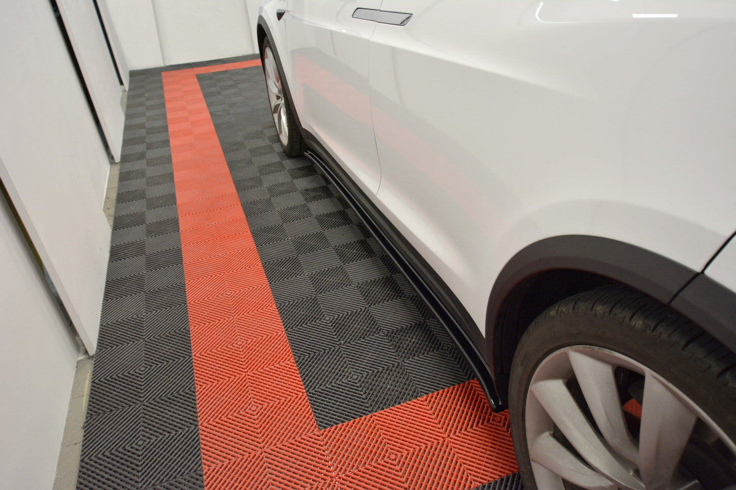 Seitenschweller Ansatz für V.1 für TESLA MODEL X Carbon Look