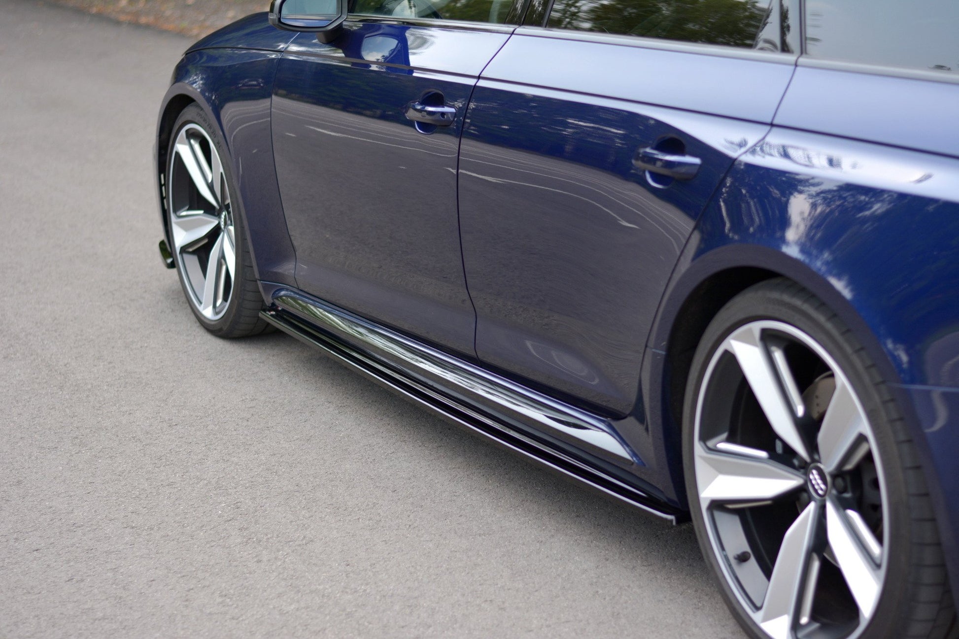 Seitenschweller Ansatz für Audi RS4 B9  schwarz Hochglanz