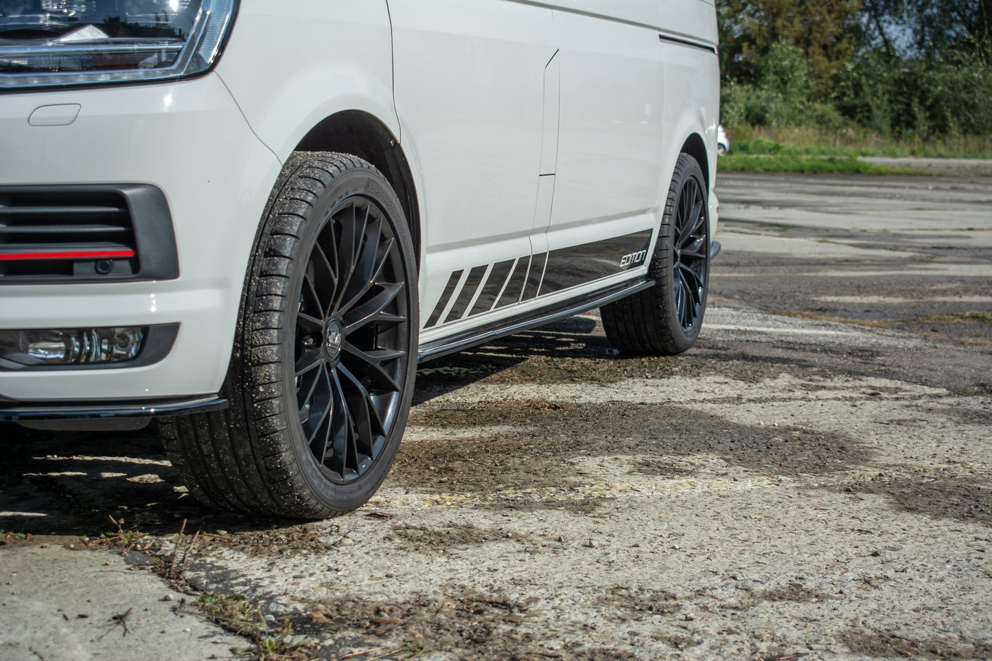 Seitenschweller Ansatz für Volkswagen T6 schwarz Hochglanz
