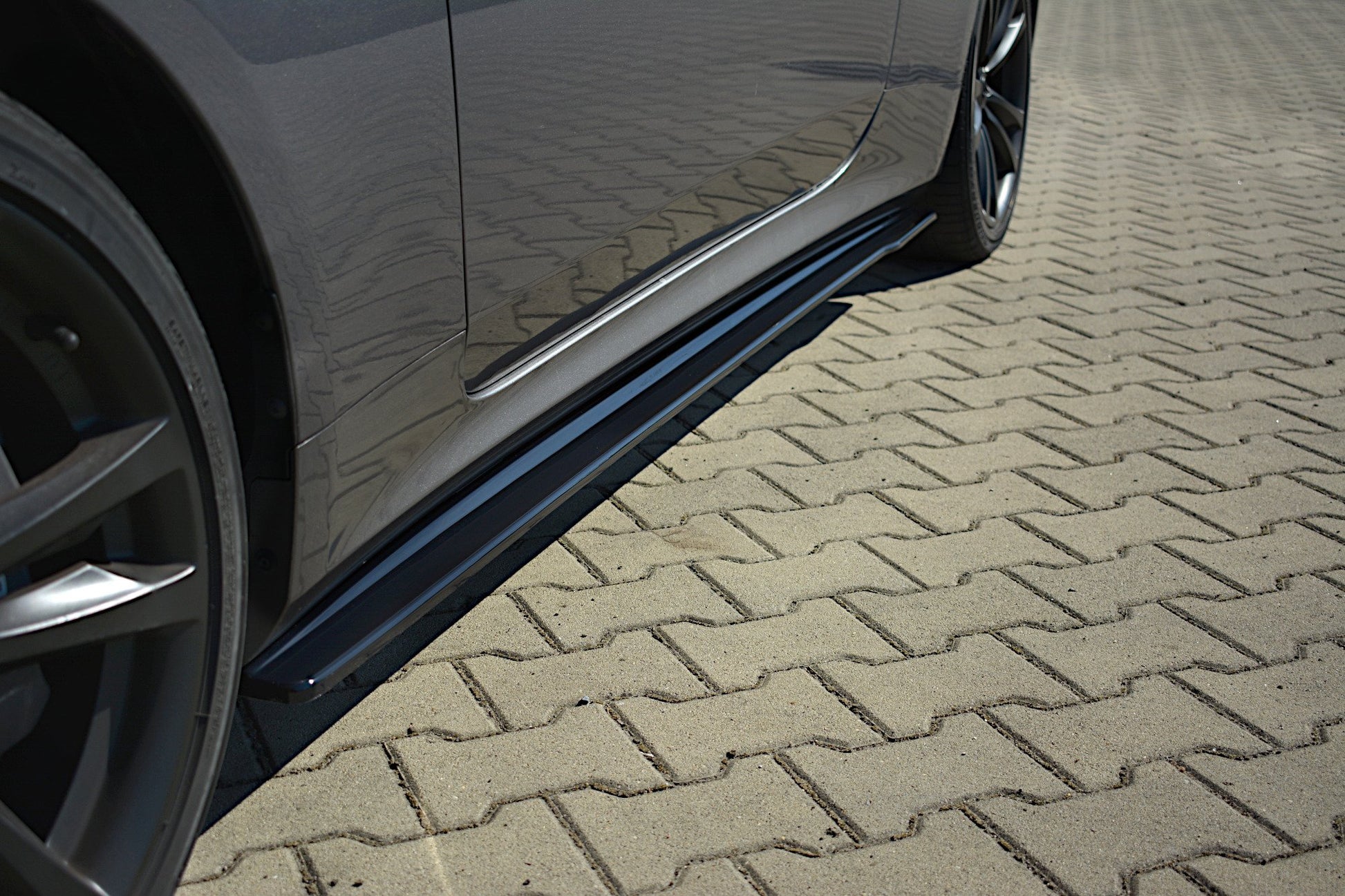 Seitenschweller Ansatz für HYUNDAI GENESIS COUPÉ MK.1 schwarz matt