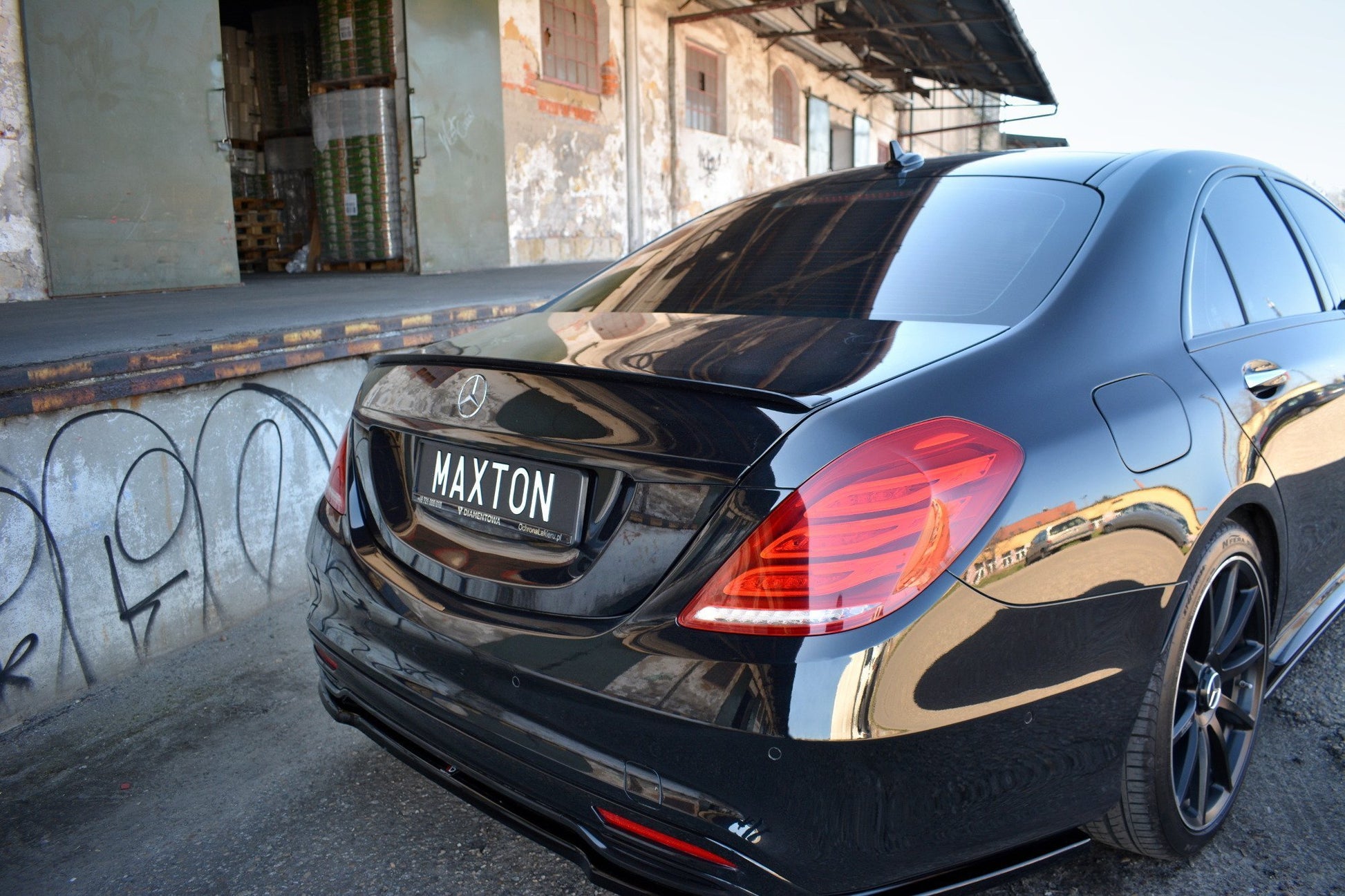 Spoiler CAP für Mercedes S-KLASSE W222 schwarz Hochglanz