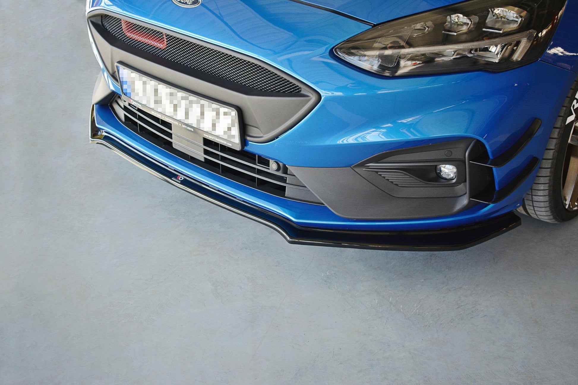 Front Ansatz V.1 für Ford Focus ST / ST-Line Mk4 schwarz Hochglanz