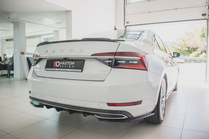 Spoiler CAP V.2 für Skoda Superb Mk3 / Mk3 FL Hatchback Carbon Look
