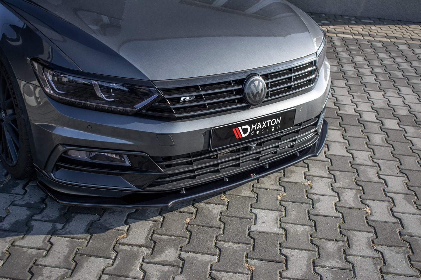 Front Ansatz V.1 für Volkswagen Passat R-Line B8 Carbon Look